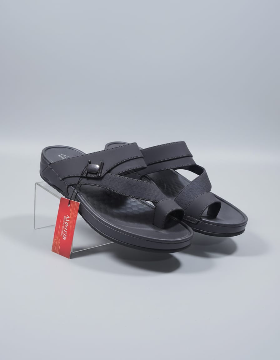 Premium Arabic Comfort Sandals – Black Casual Slip-On Footwear for Men